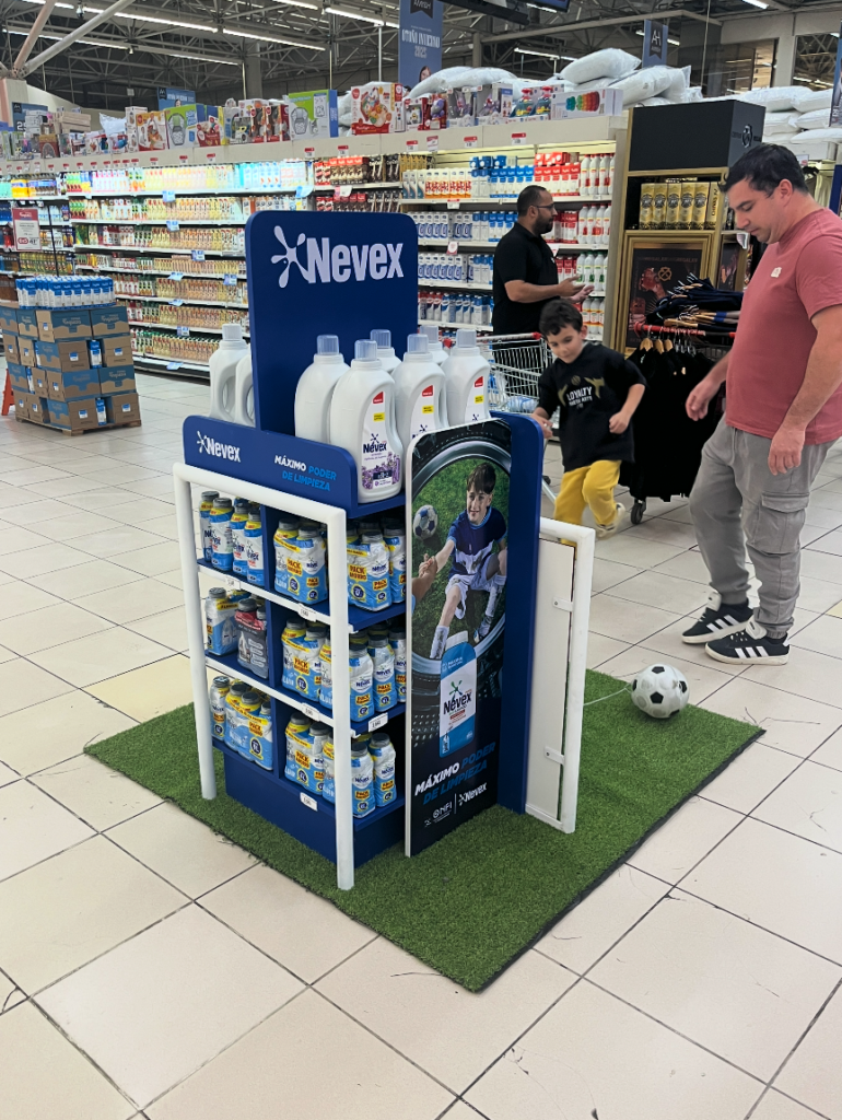 Isla intercativa Nevex - Unilever